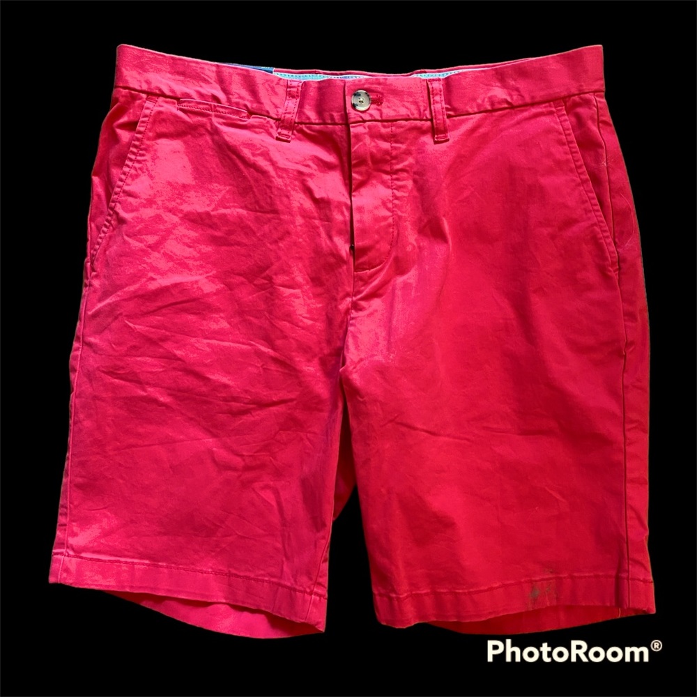 NWT Tommy Hilfiger Red Shorts, Men’s - TH Flex - Size 33